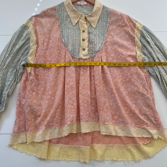 Oli & Hali Multicolor Blouse with Yellow Accents - Picture 12 of 15